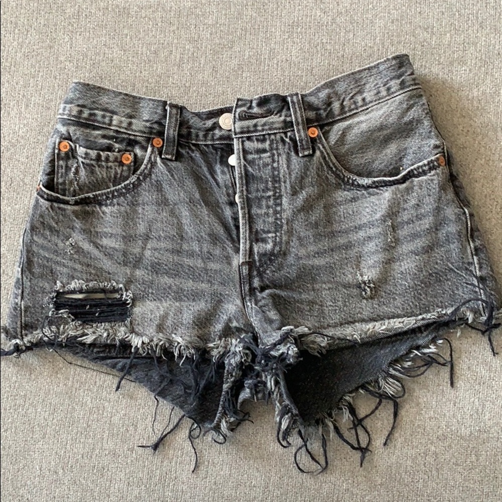 501 Levi high waist shorts